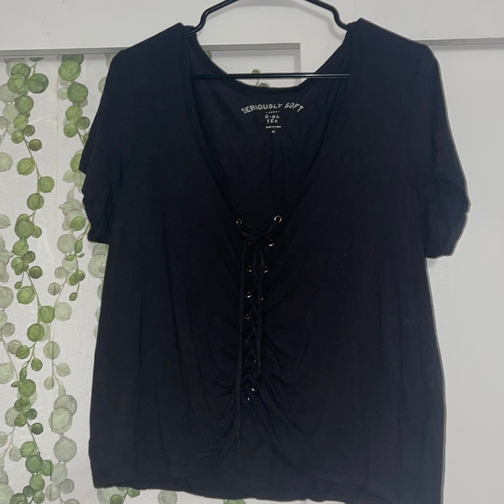 Black scrunched crop top